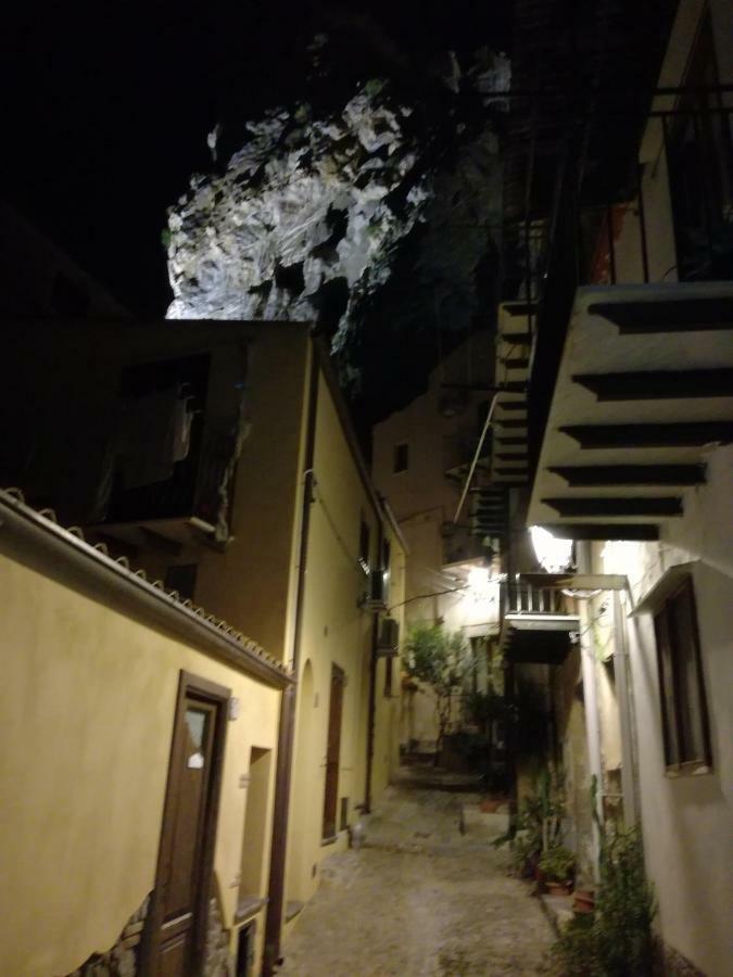 Domunua Holiday House Cefalù Dış mekan fotoğraf